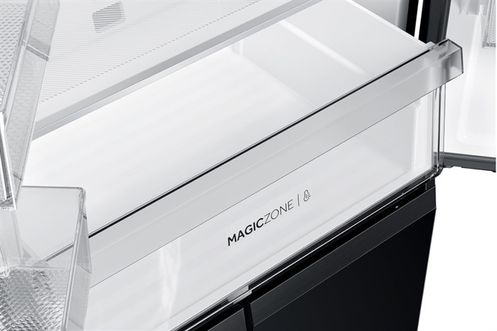 Ngăn Magic Zone trên tủ lạnh Aqua AQR-M466XA(GB)